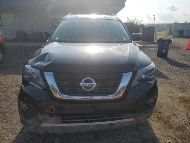  NISSAN PATHFINDER 2017 Czarny