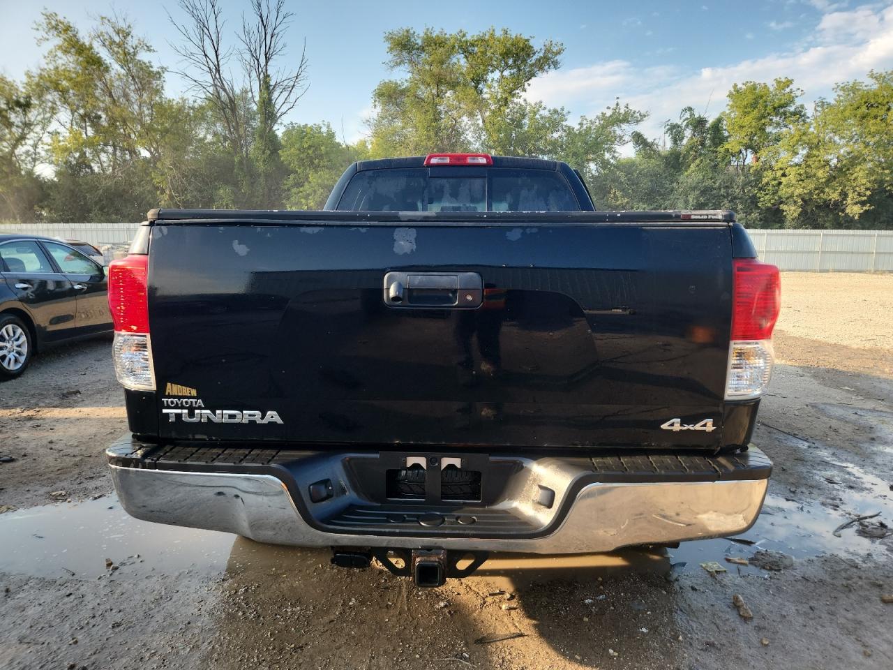 2011 Toyota Tundra Double Cab Sr5 VIN: 5TFUM5F18BX020431 Lot: 69010675