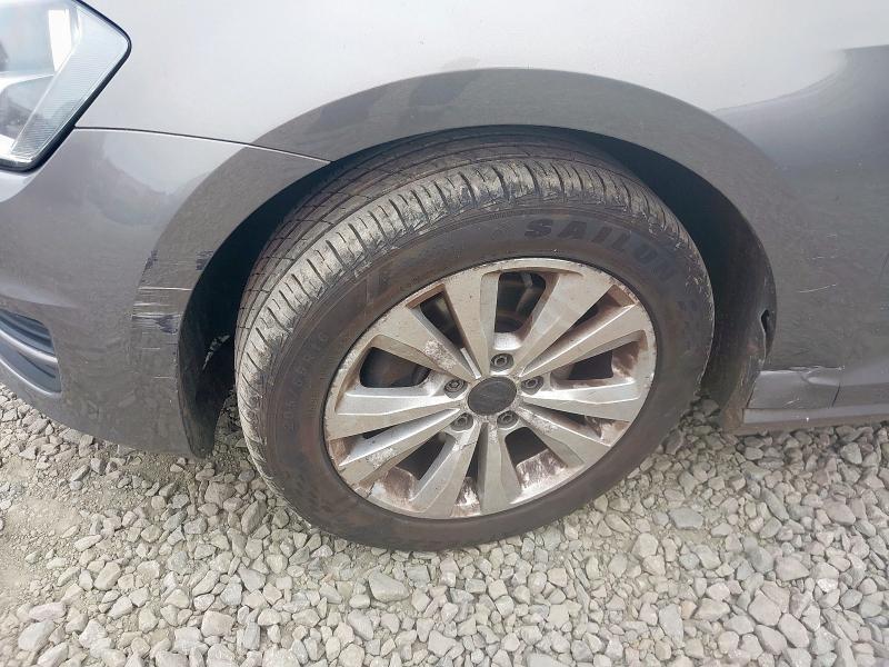 2015 VOLKSWAGEN GOLF SE BLUEMOTION TECH T 