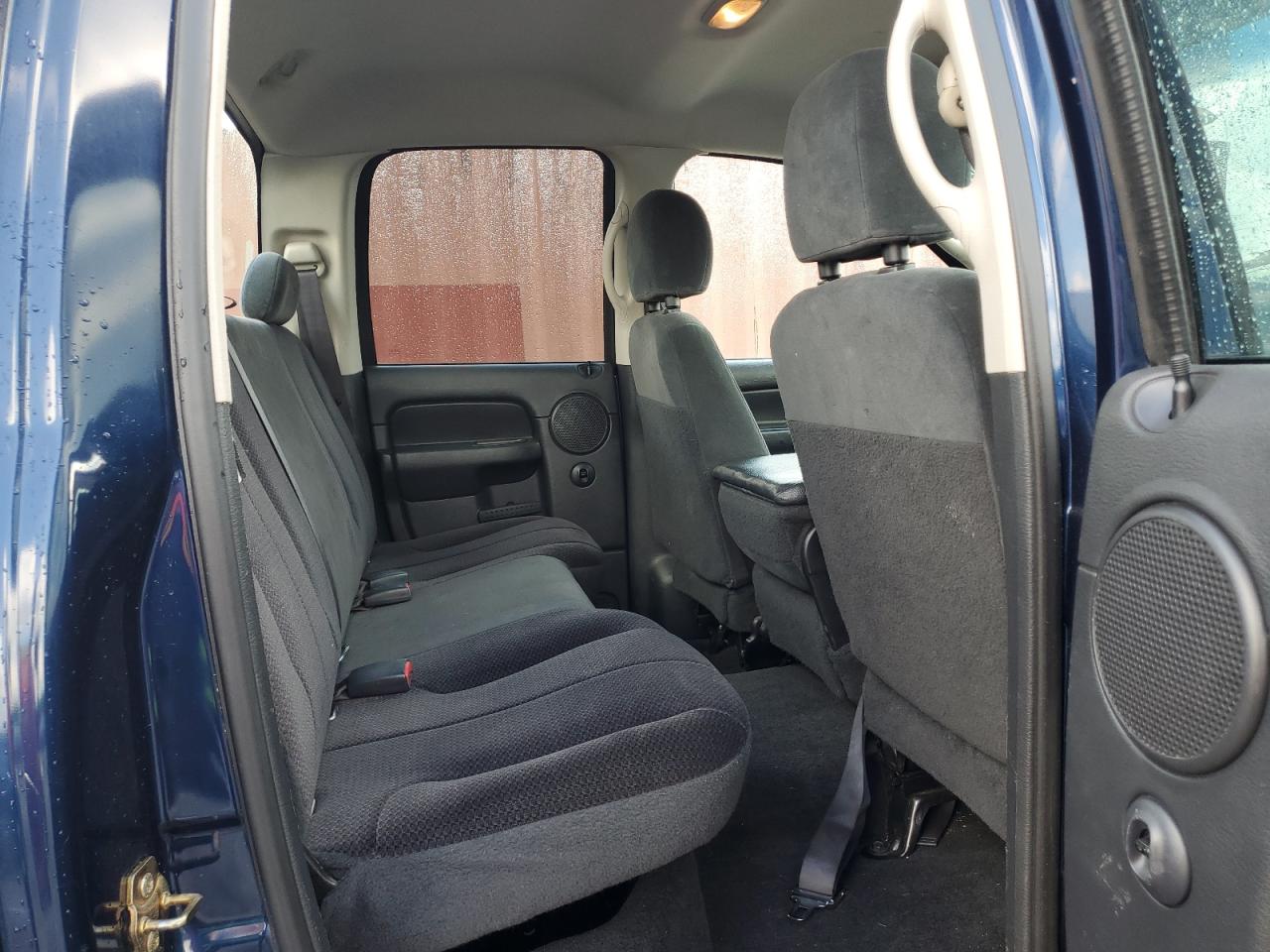 2004 Dodge Ram 1500 St VIN: 1D7HU18D74S787369 Lot: 70160865