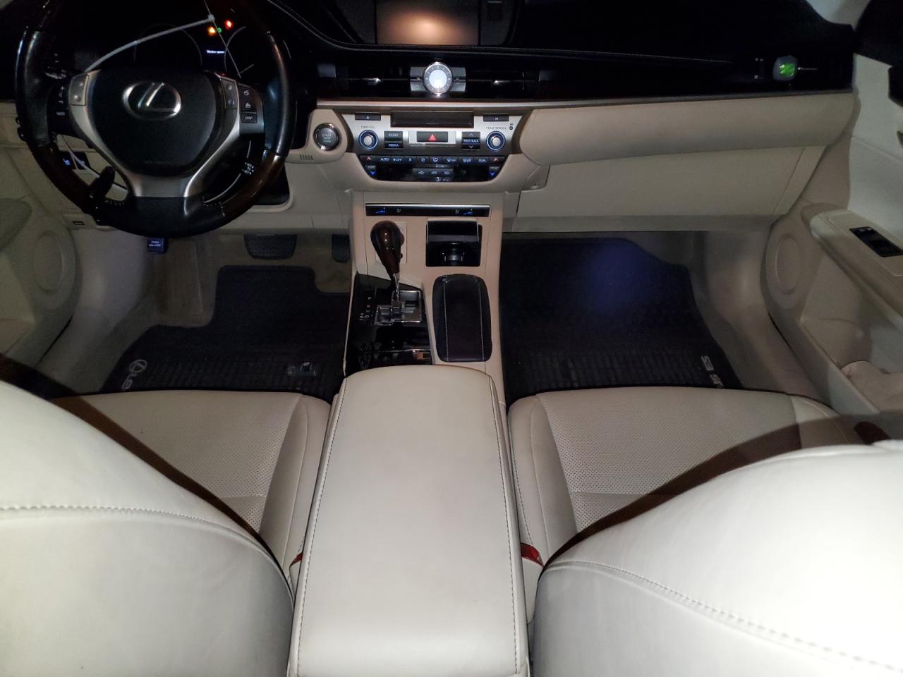 2015 Lexus Es 350 VIN: JTHBK1GG9F215780 Lot: 71313595
