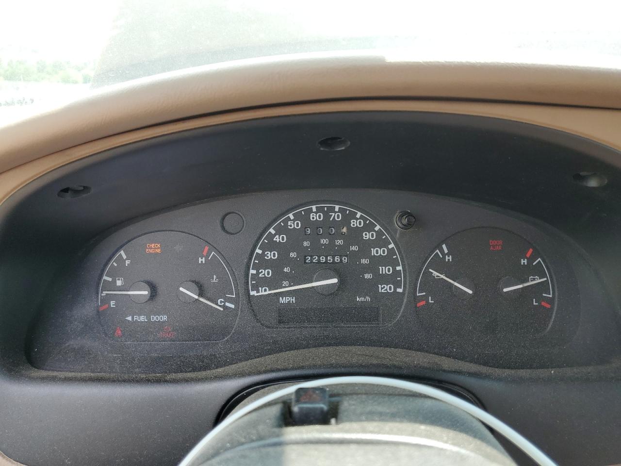 1998 Ford Ranger VIN: 1FTYR10C0WUC64801 Lot: 66692905