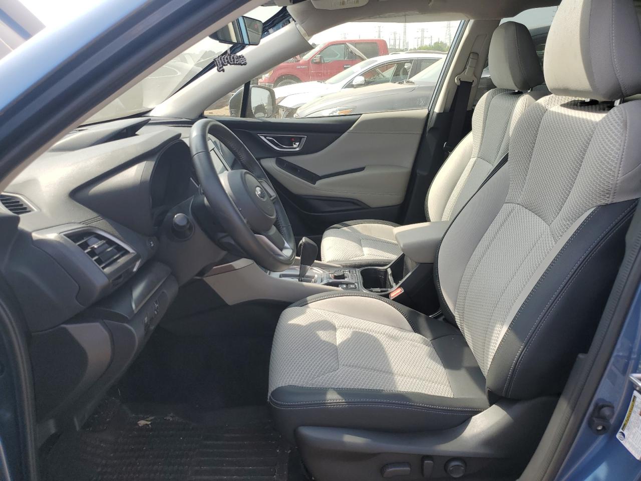 2022 Subaru Forester Premium VIN: JF2SKADC8NH522026 Lot: 67290235