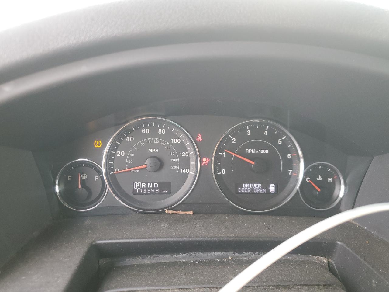 2008 Jeep Commander Sport VIN: 1J8HG48K48C125341 Lot: 68857815