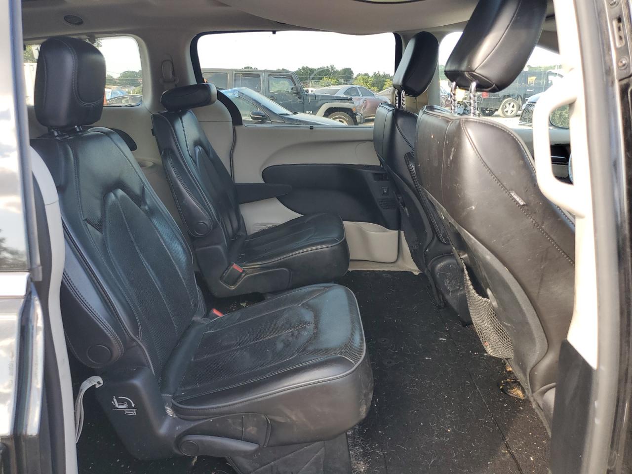 2019 Chrysler Pacifica Limited VIN: 2C4RC1GG2KR731674 Lot: 68152825