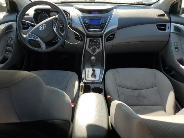 Sedans HYUNDAI ELANTRA 2013 Srebrny