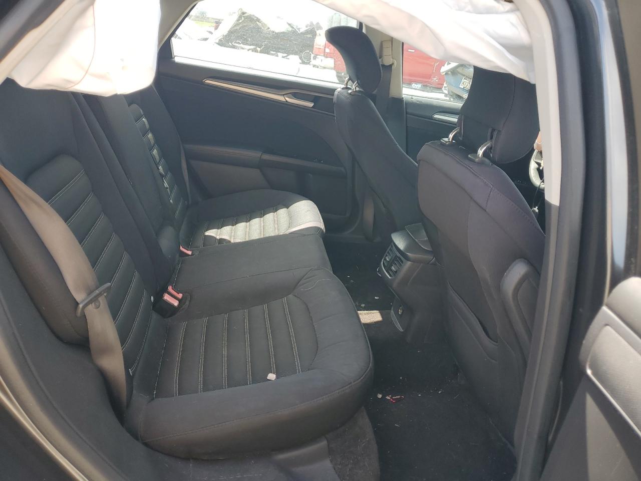 2015 Ford Fusion Se VIN: 1FA6P0H74F5100997 Lot: 68050705