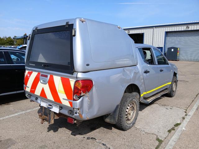 2011 MITSUBISHI L200 4LIFE