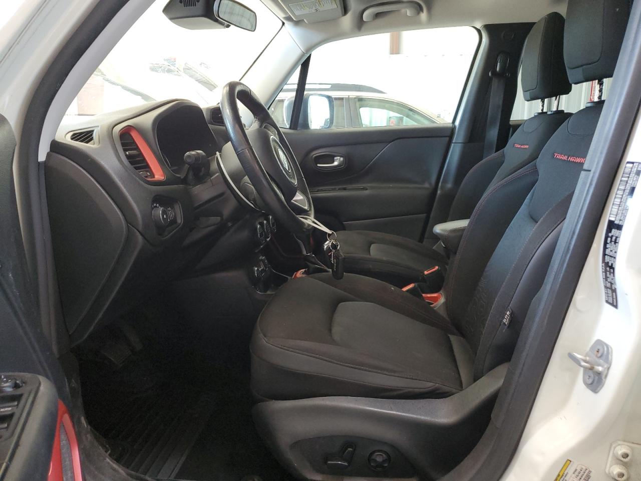 2015 Jeep Renegade Limited VIN: ZACCJBDT0FPB74177 Lot: 69343415