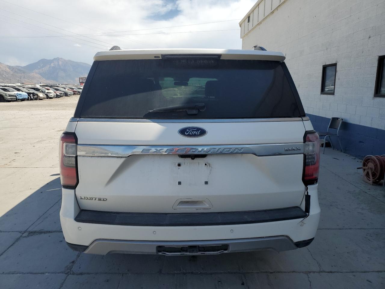 2018 Ford Expedition Max Limited VIN: 1FMJK2AT9JEA56425 Lot: 69275315