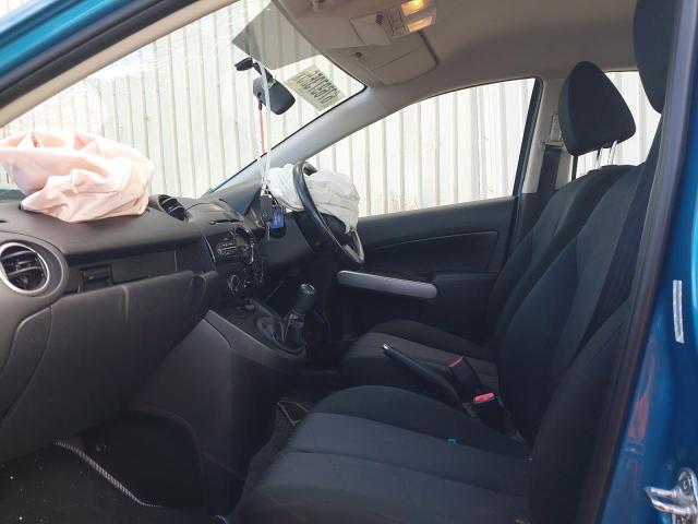 2015 MAZDA 2 SE