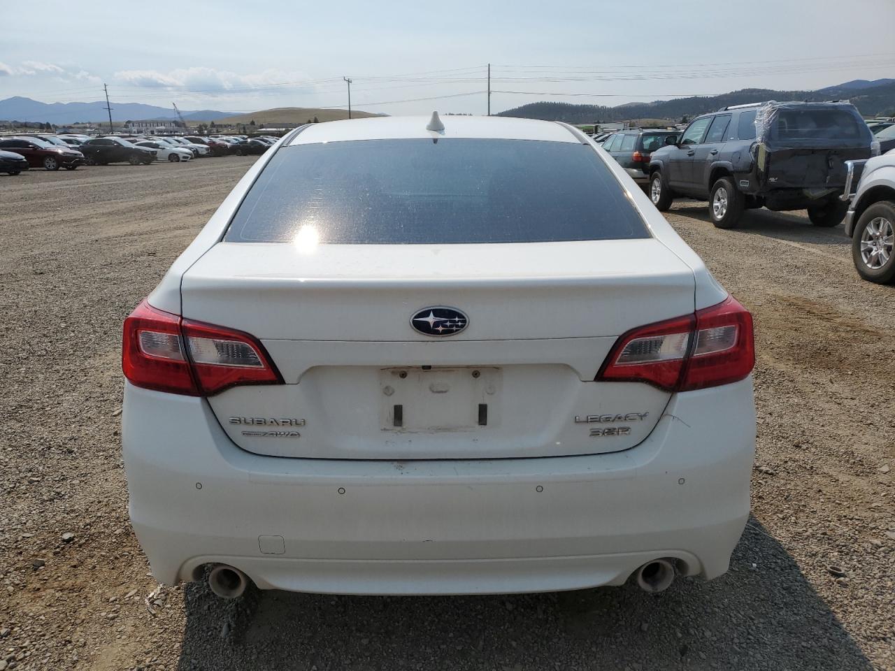 2017 Subaru Legacy 3.6R Limited VIN: 4S3BNEN62H3021768 Lot: 70038925