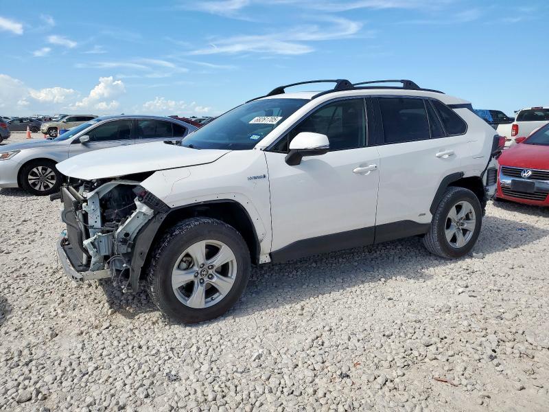 Паркетники TOYOTA RAV4 2021 Белы