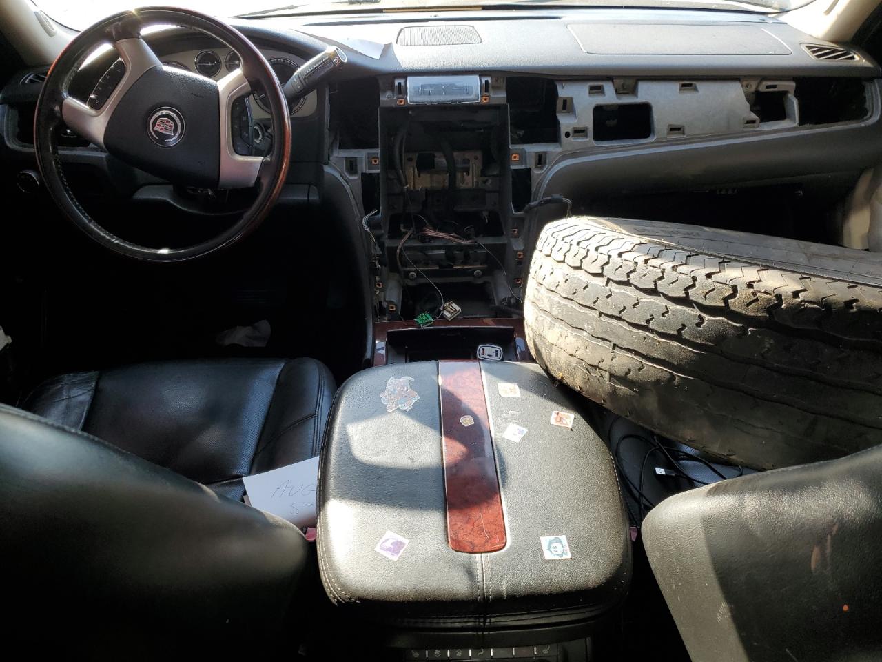 2007 Cadillac Escalade Luxury VIN: 1GYFK63847R205104 Lot: 70119965