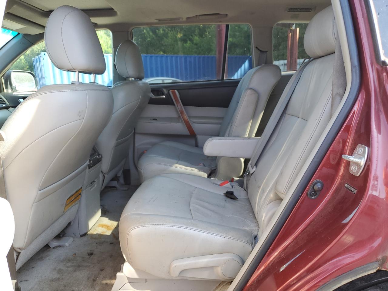 2010 Toyota Highlander Limited VIN: 5TDYK3EH0AS010104 Lot: 68676795