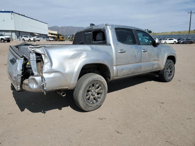  TOYOTA TACOMA 2022 Srebrny