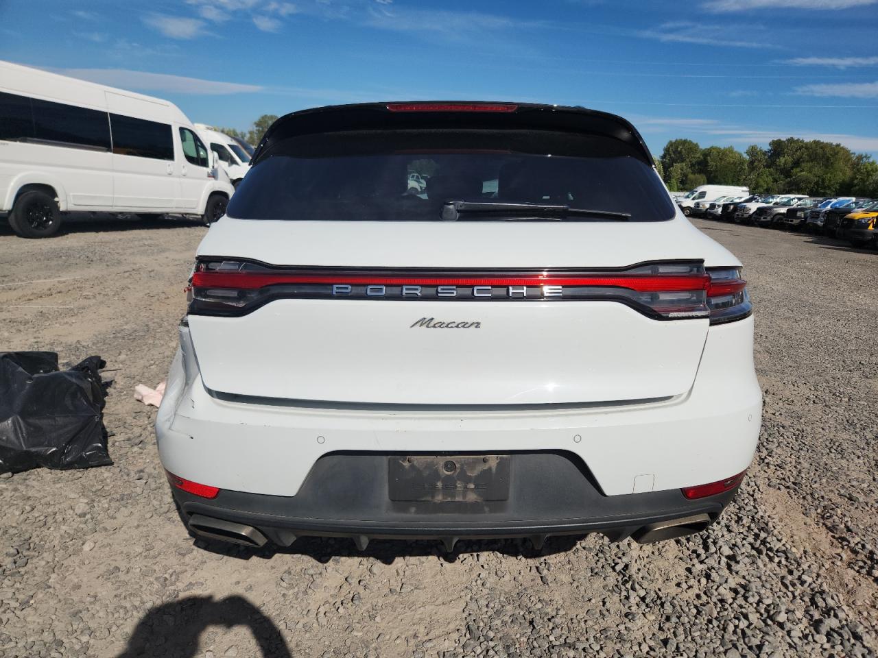 2021 Porsche Macan VIN: WP1AA2A50MLB10038 Lot: 69476235