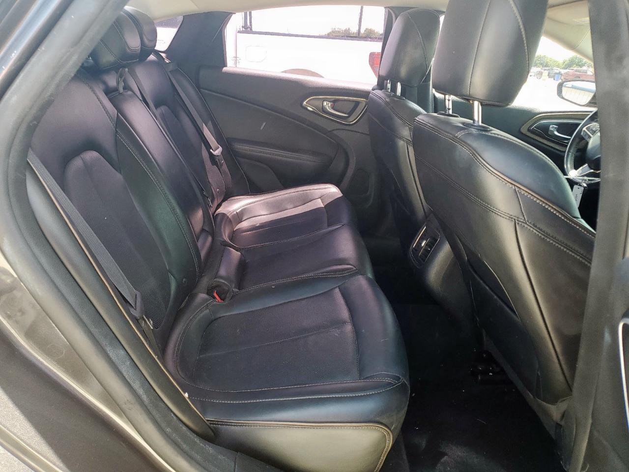 2015 Chrysler 200 C VIN: 1C3CCCCG0FN510041 Lot: 69419415