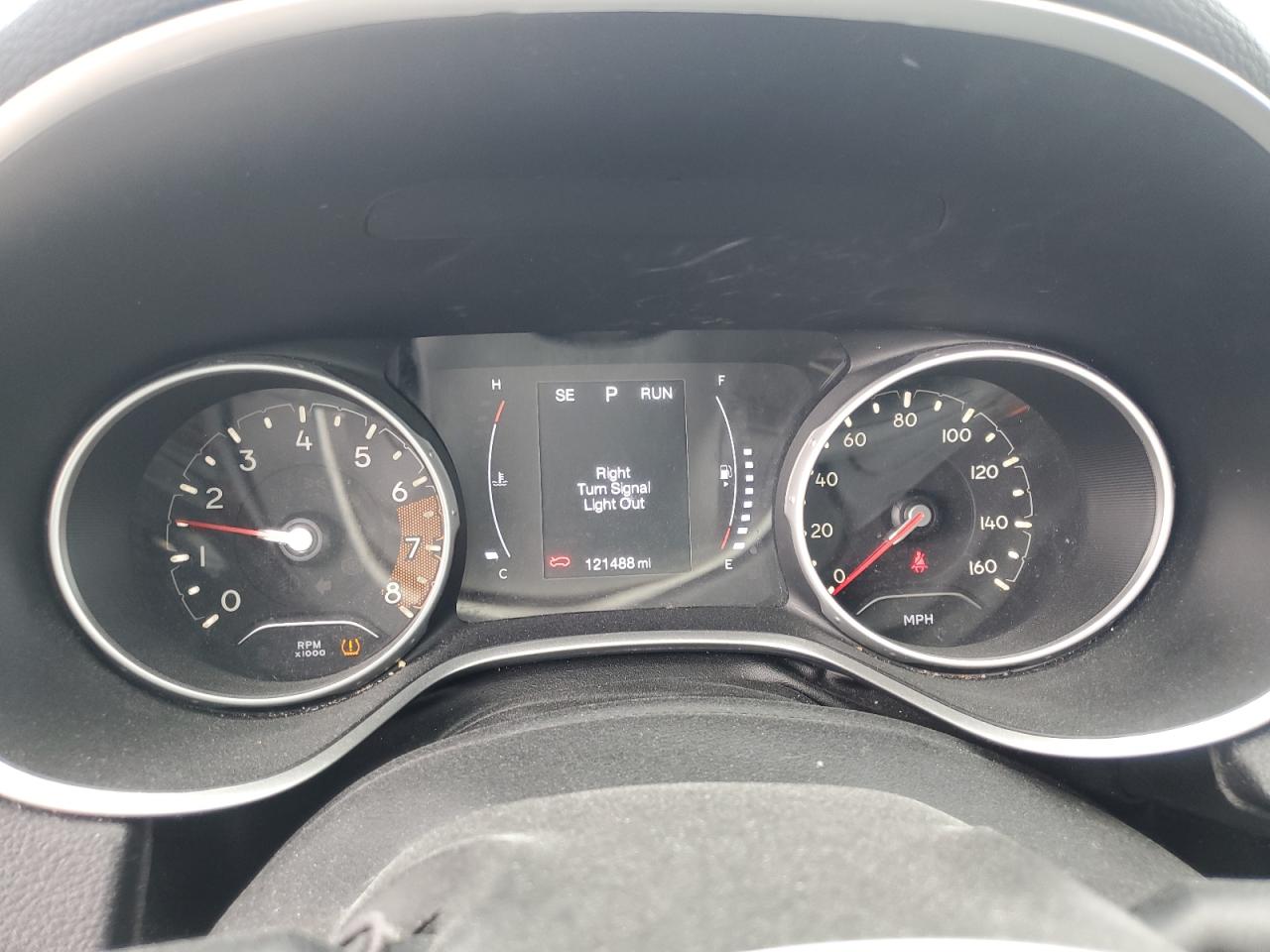 2018 Jeep Compass Latitude VIN: 3C4NJDBBXJT337272 Lot: 69132875