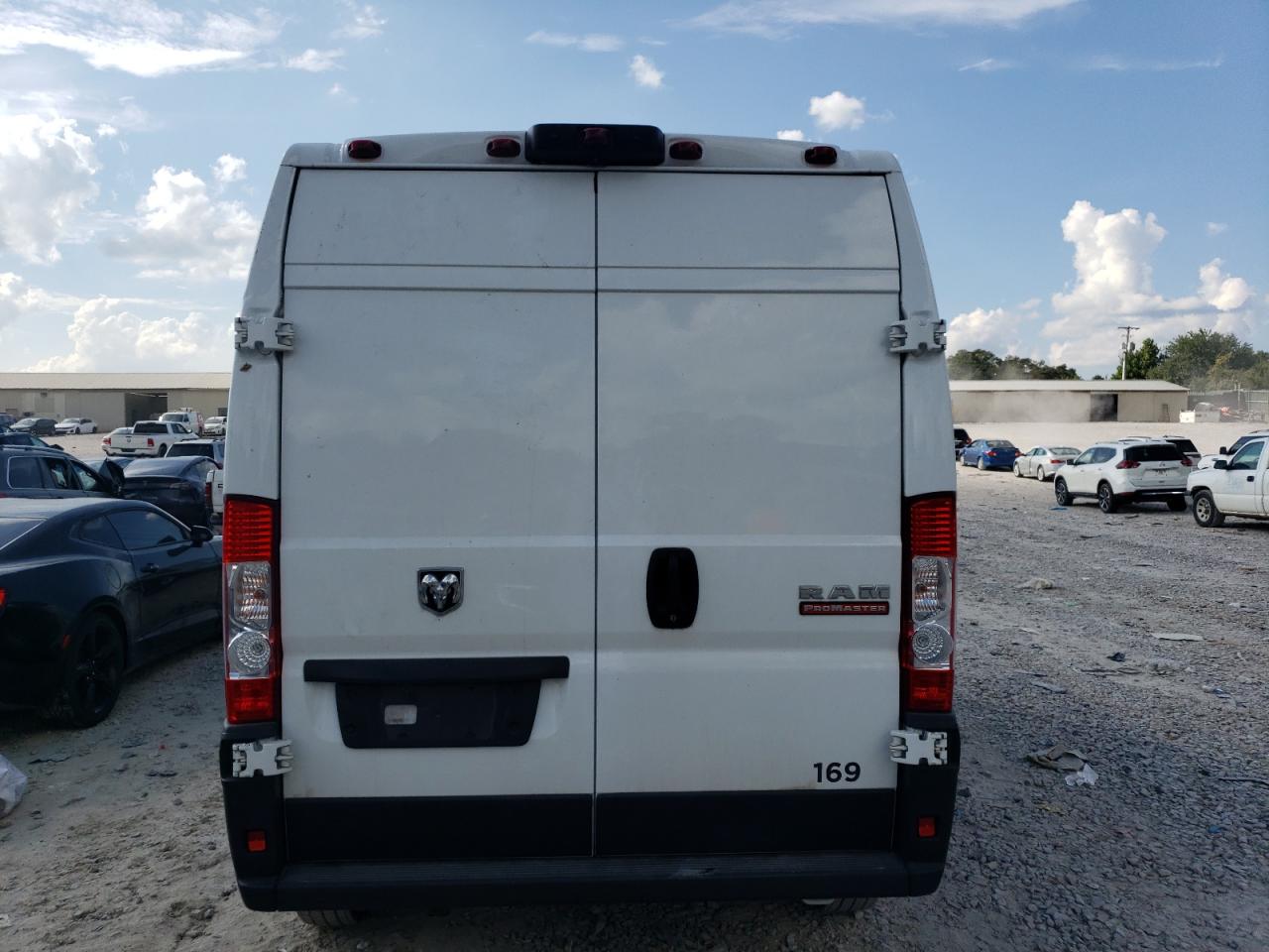 2022 Ram Promaster 2500 2500 High VIN: 3C6LRVCG7NE100725 Lot: 69000425