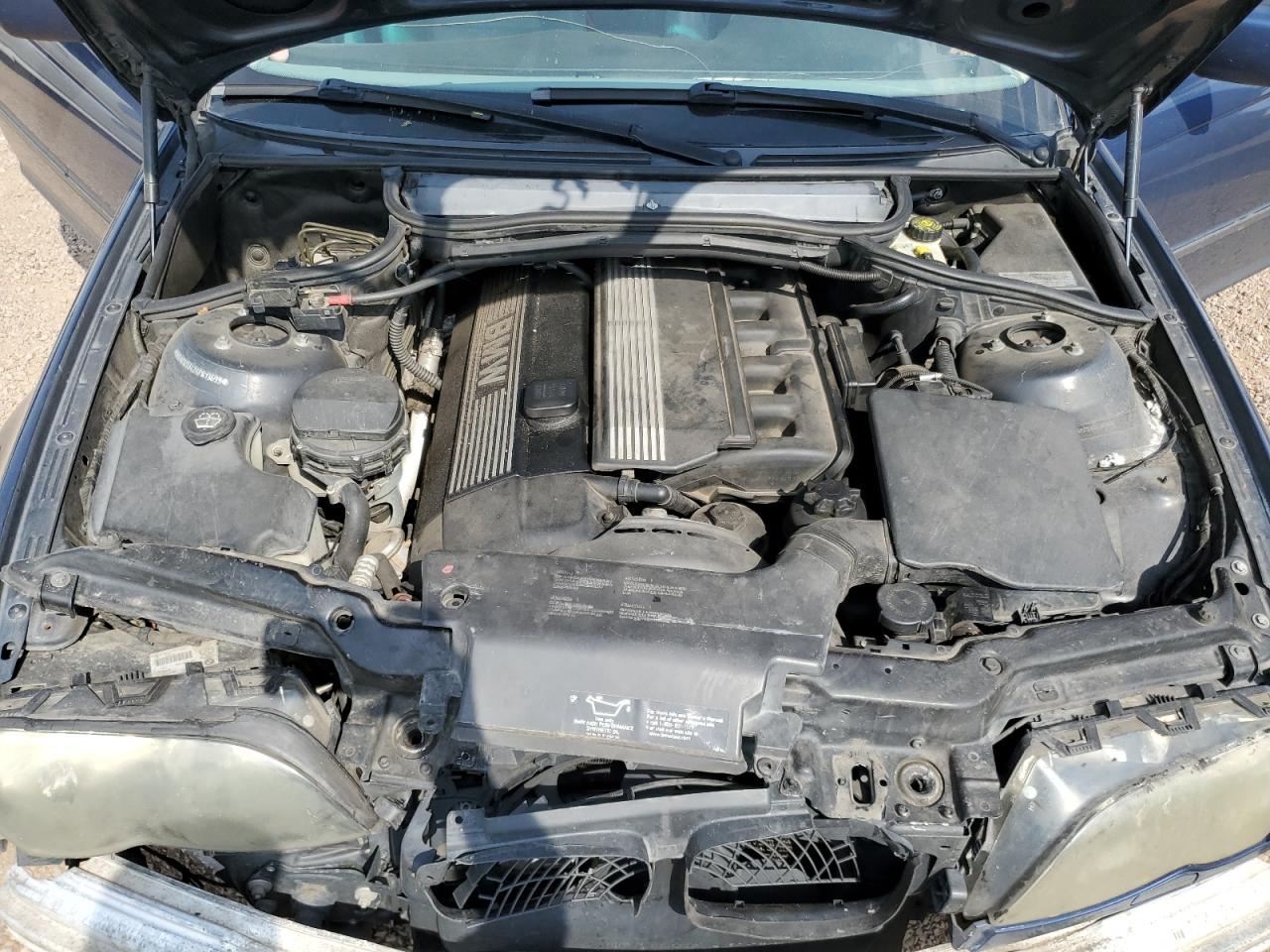 2004 BMW 325 Xi VIN: WBAEU33424PR13699 Lot: 67293355