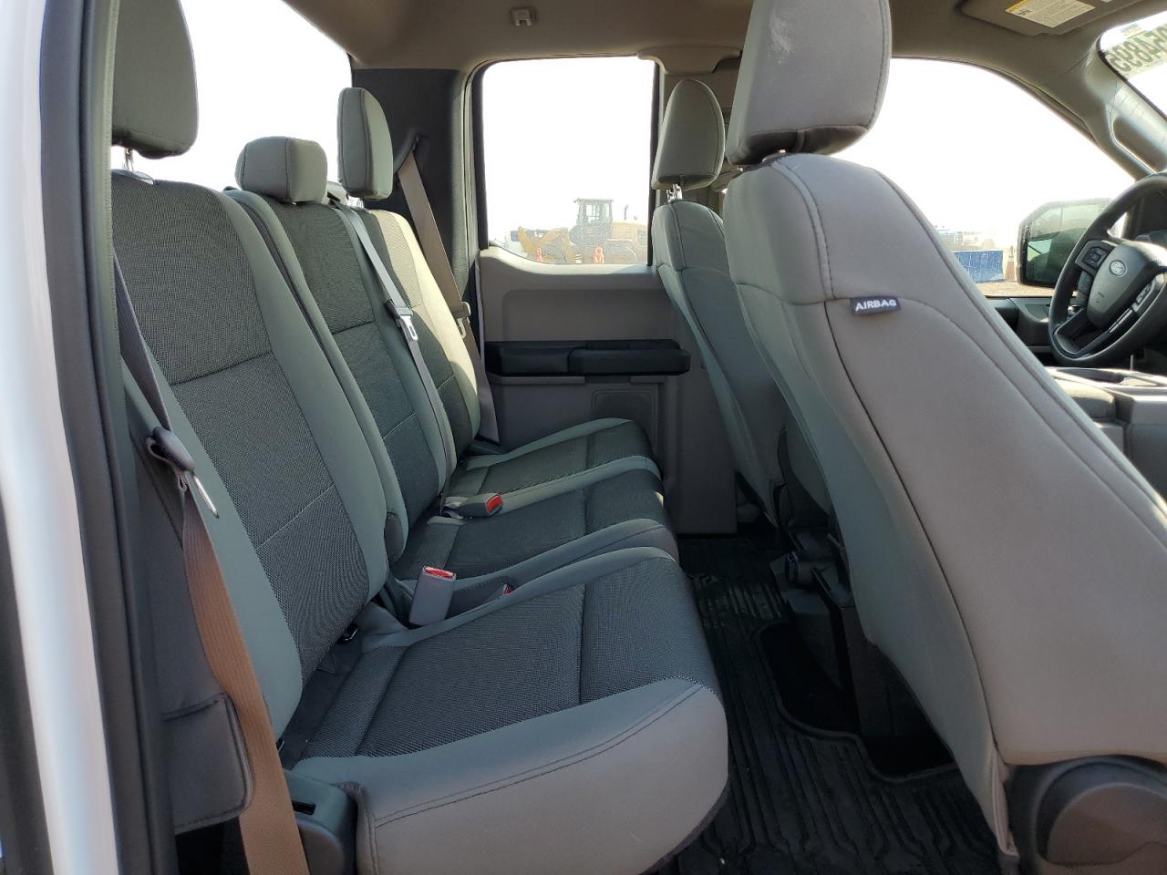 2017 Ford F150 Super Cab VIN: 1FTEX1EP4HKE51073 Lot: 67954895