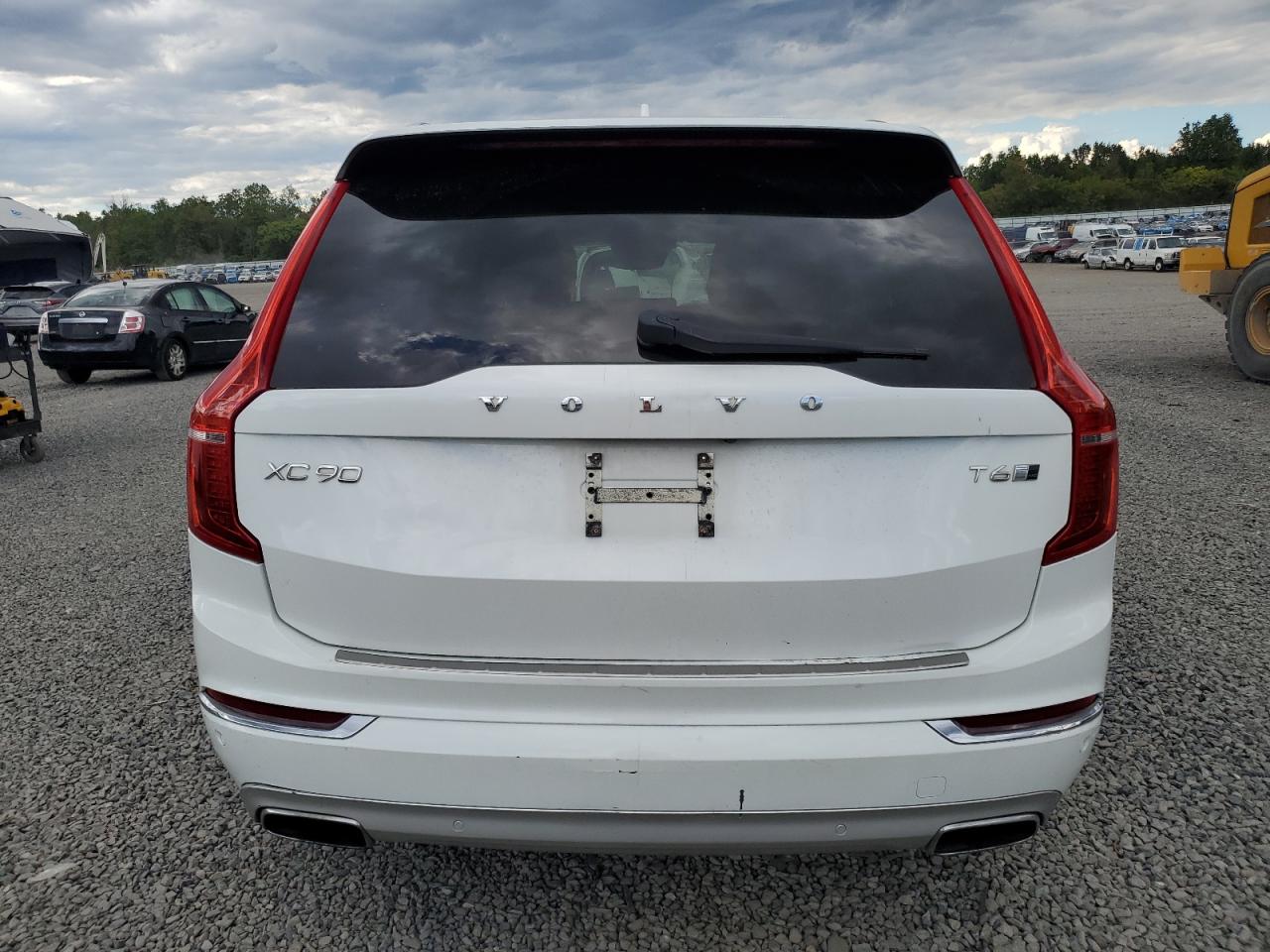 2018 Volvo Xc90 T6 VIN: YV4A22PL5J1380830 Lot: 70452635