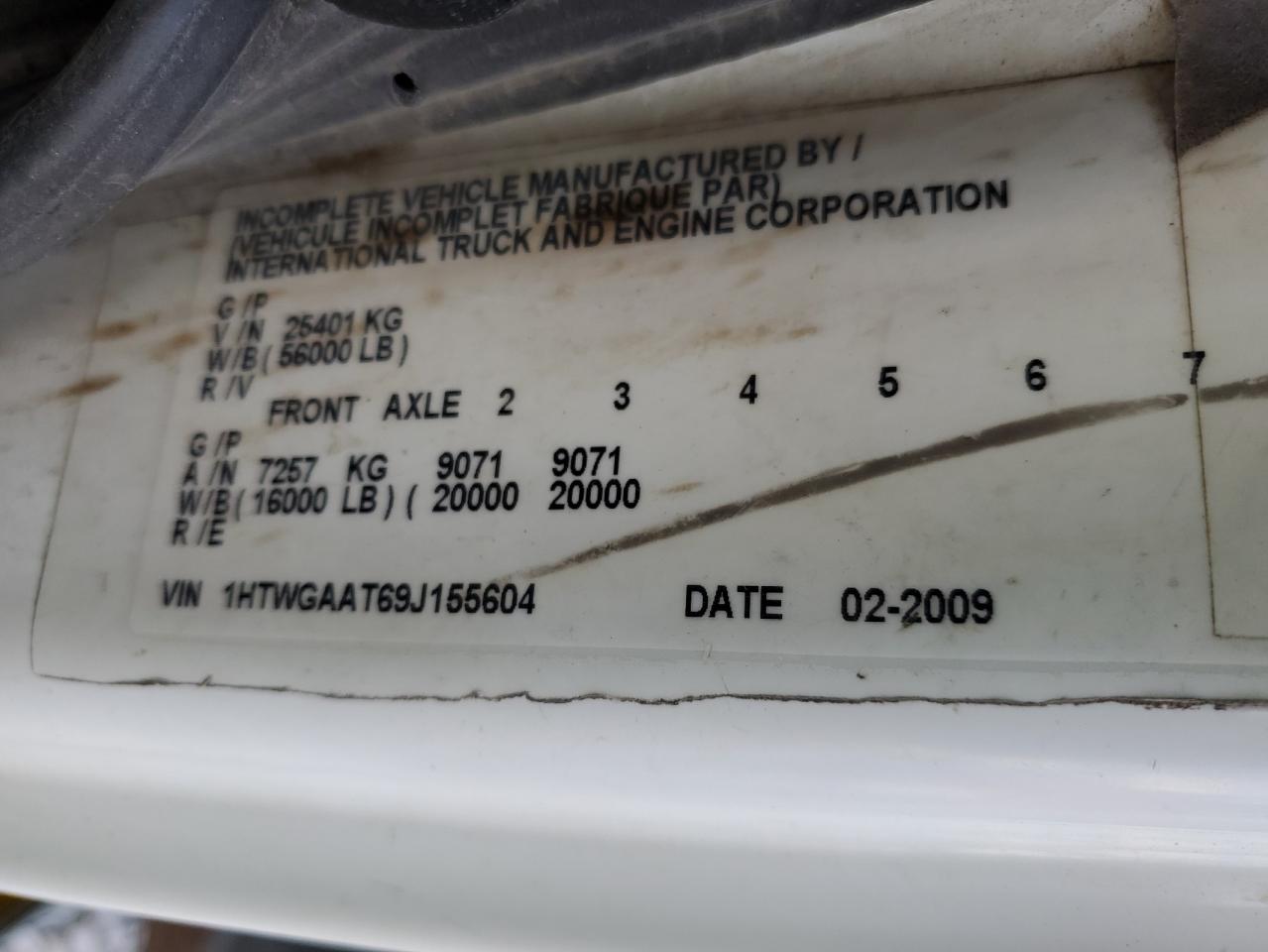 2009 International 7400 Refuse Truck VIN: 1HTWGAAT69J155604 Lot: 69783255