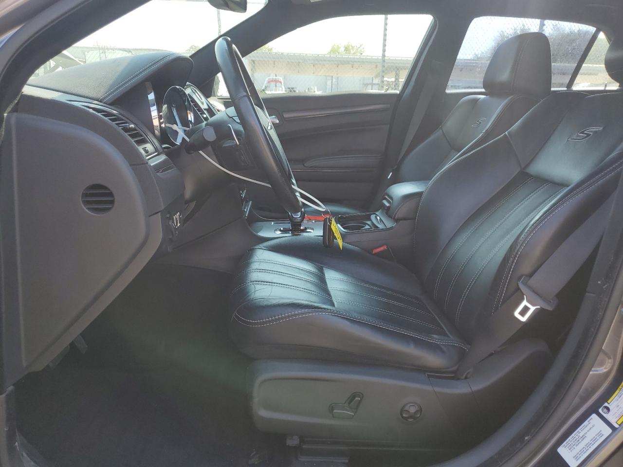 2013 Chrysler 300S VIN: 2C3CCABG0DH743204 Lot: 70679545