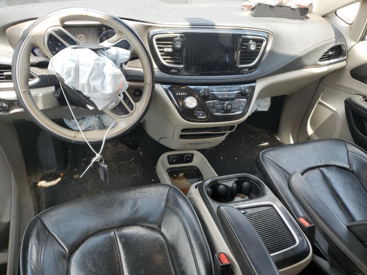 2019 Chrysler Pacifica Limited VIN: 2C4RC1GG9KR613704 Lot: 67923255