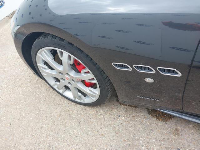 2012 MASERATI GRANTURISM