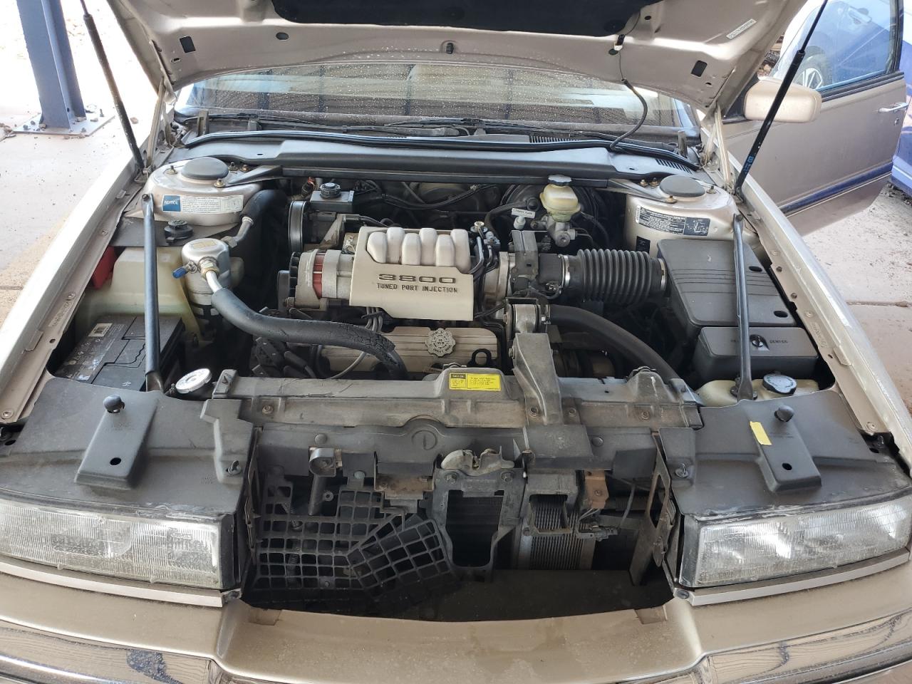 1991 Buick Riviera VIN: 1G4EZ13LXMU400763 Lot: 68975985