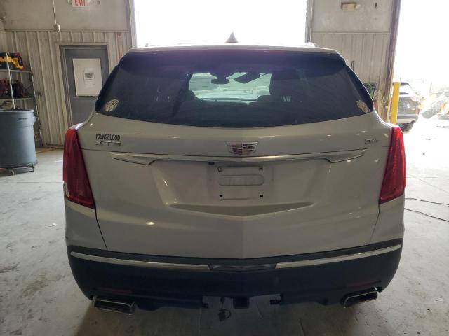  CADILLAC XT5 2017 Серебристый