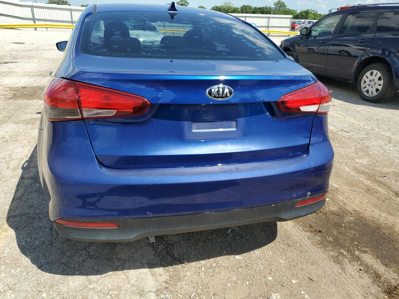 2017 Kia Forte Lx VIN: 3KPFK4A78HE024329 Lot: 69061555