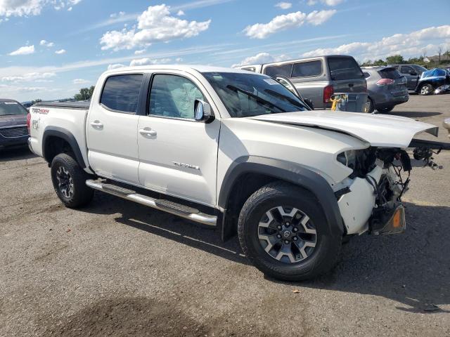  TOYOTA TACOMA 2016 Белы