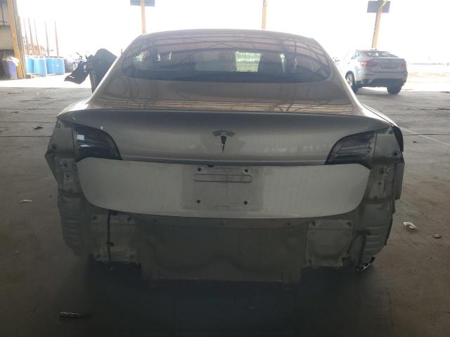  TESLA MODEL 3 2018 Srebrny