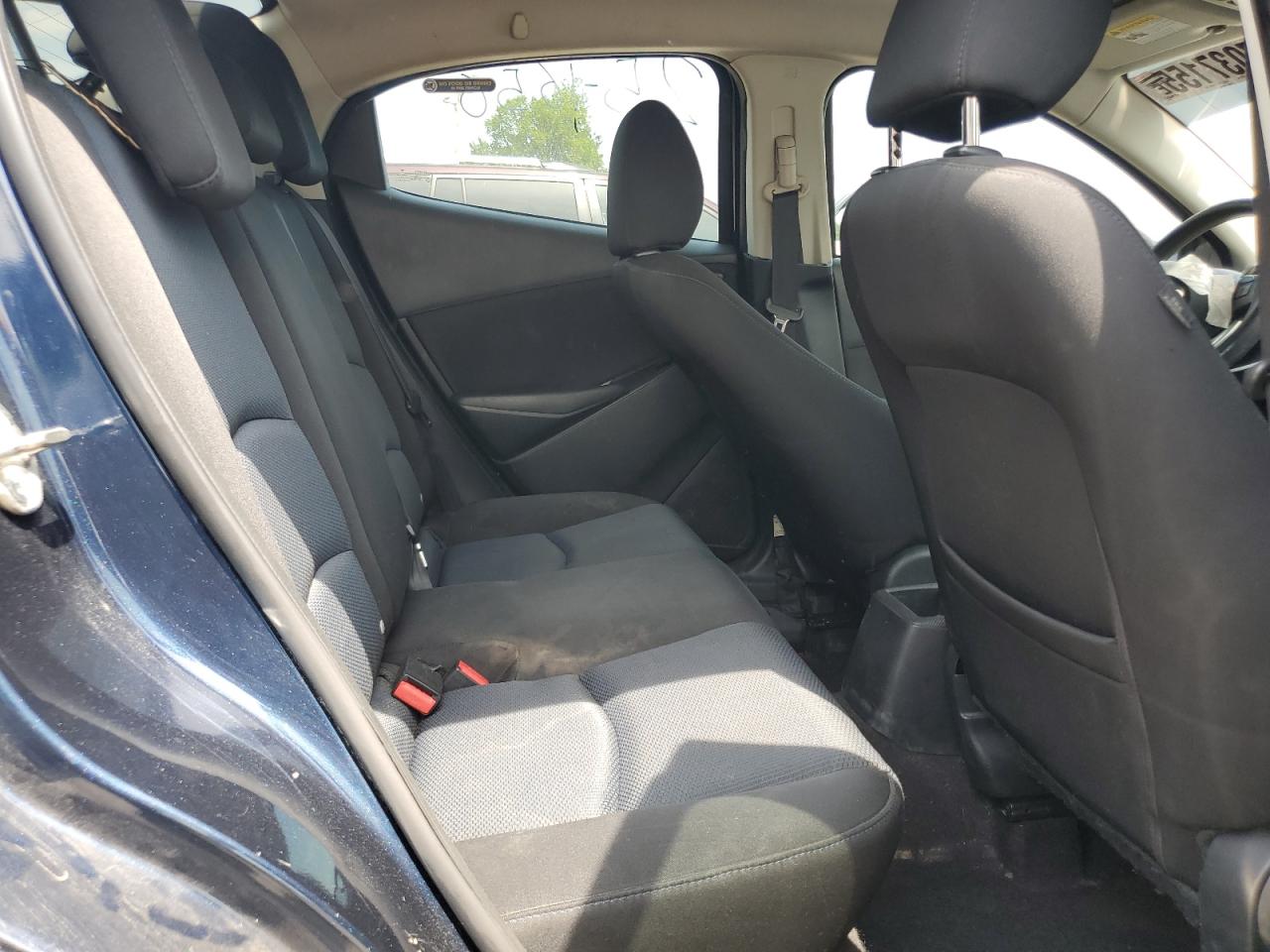 2017 Toyota Yaris Ia VIN: 3MYDLBYV5HY150158 Lot: 67037155