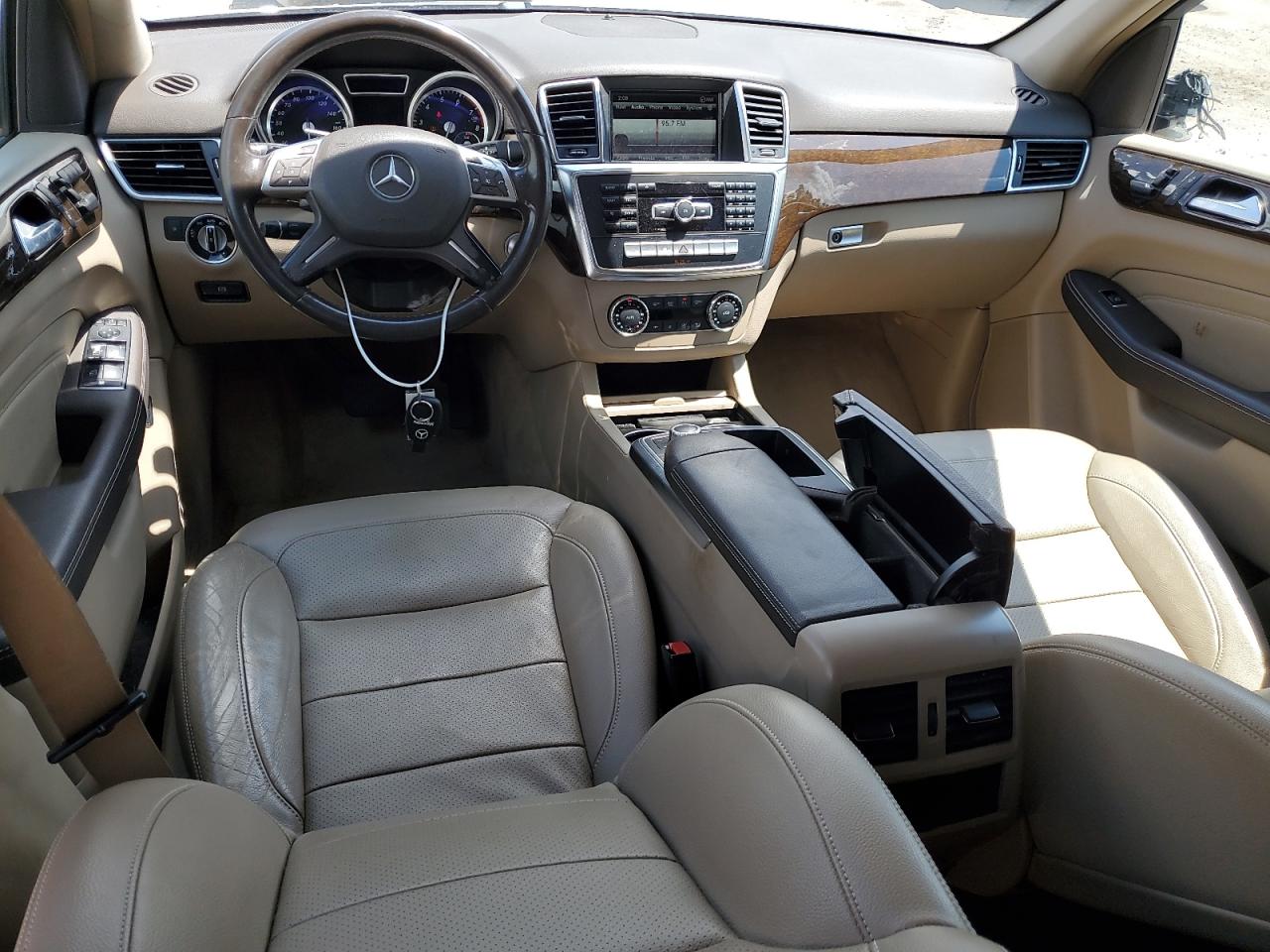 2015 Mercedes-Benz Ml 350 VIN: 4JGDA5JBXFA530700 Lot: 70274345