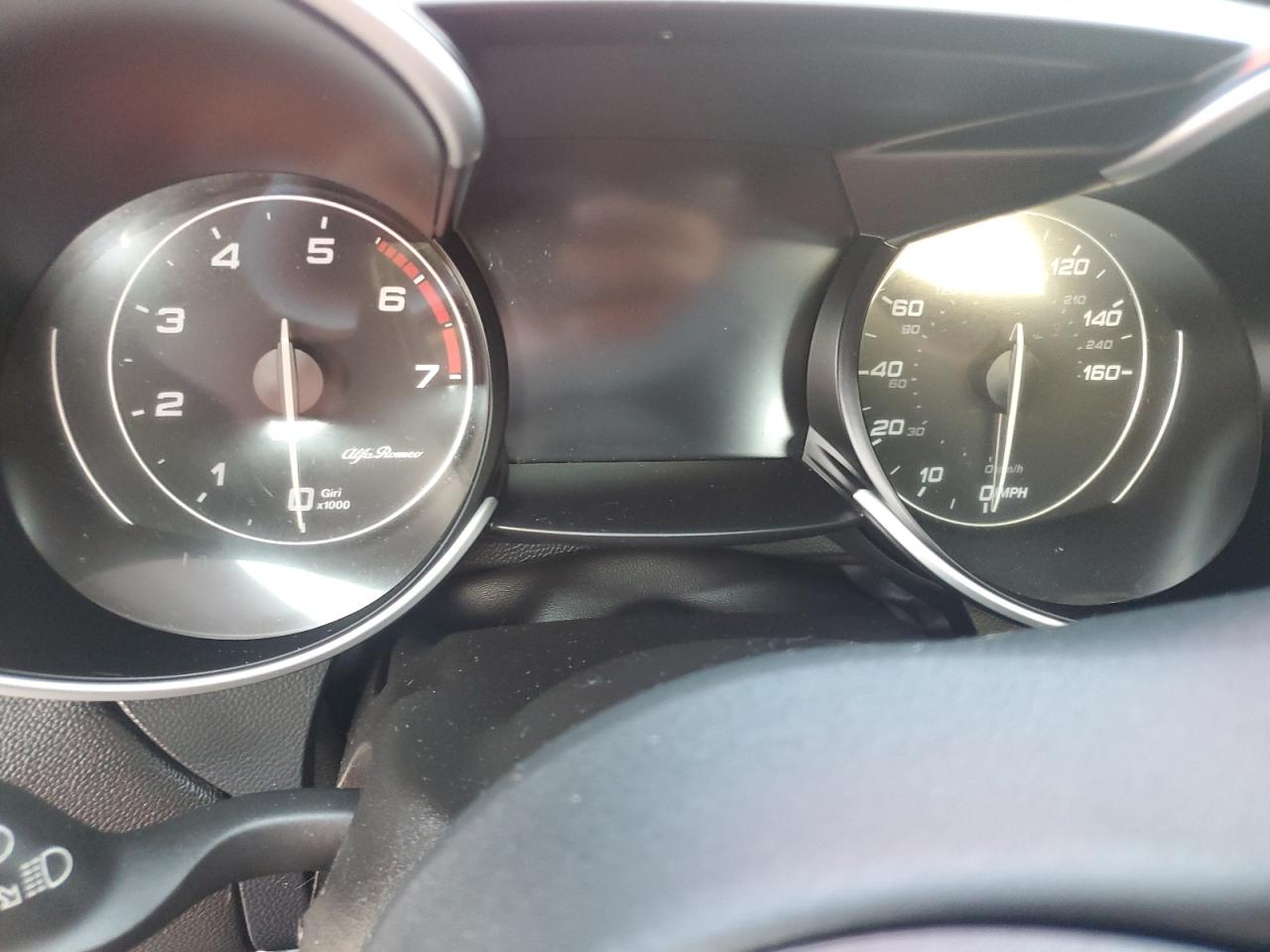 2018 Alfa Romeo Giulia Ti VIN: ZARFAECN4J7598801 Lot: 68827935