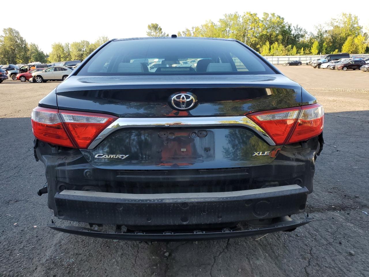 2015 Toyota Camry Le VIN: 4T4BF1FK0FR502726 Lot: 69798475