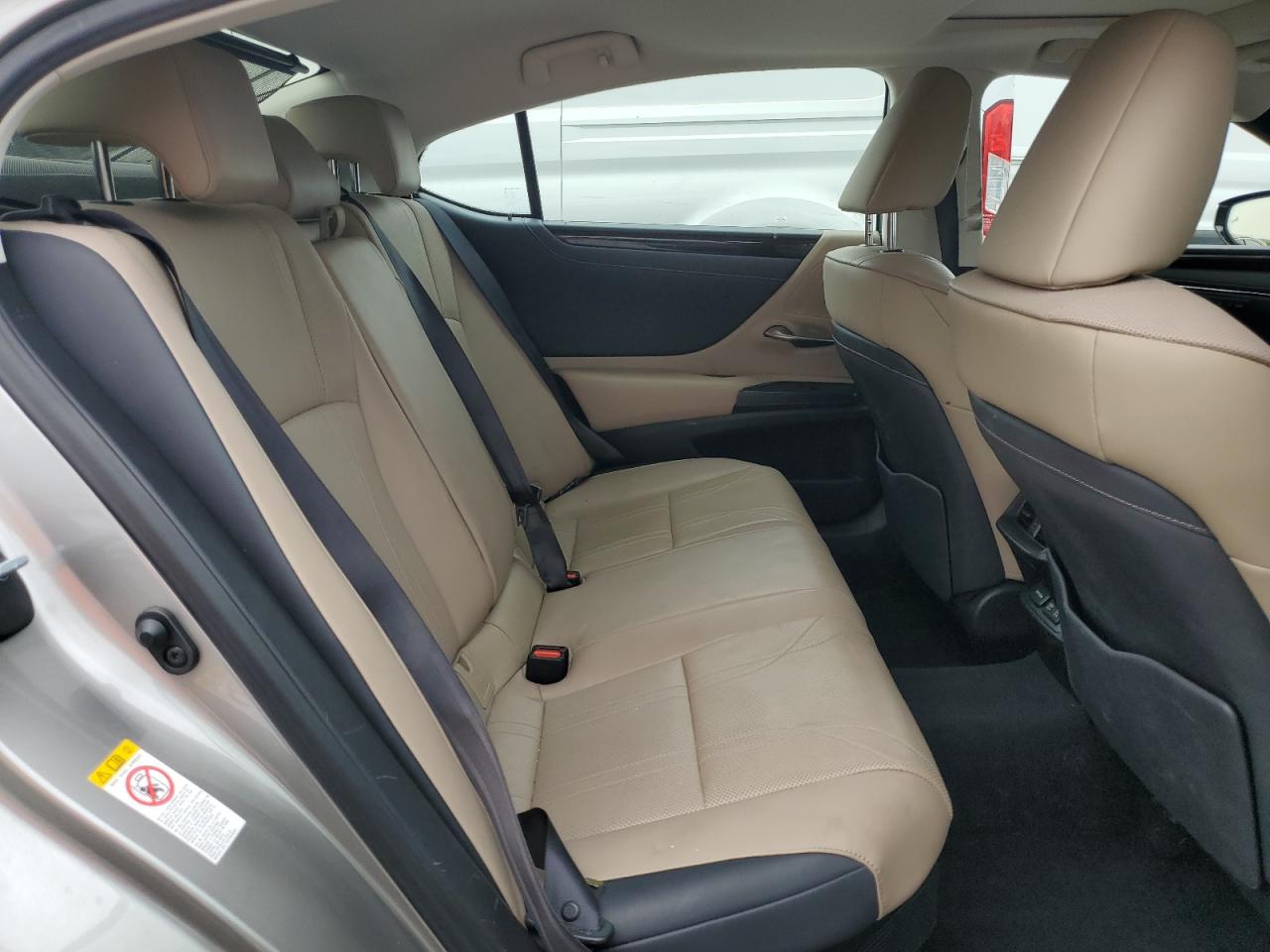 2019 Lexus Es 300H VIN: JTHB21B16K2040619 Lot: 70949975