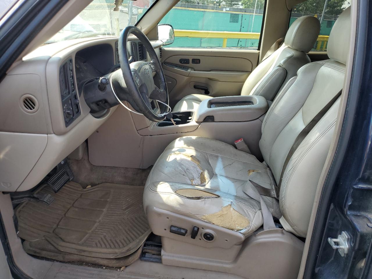 2005 Chevrolet Suburban K1500 VIN: 3GNFK16Z55G231910 Lot: 68500355