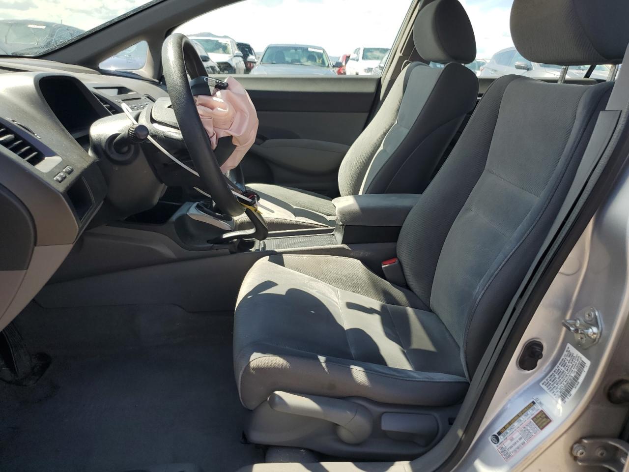 2009 Honda Civic Lx VIN: 19XFA155X9E016275 Lot: 67615365