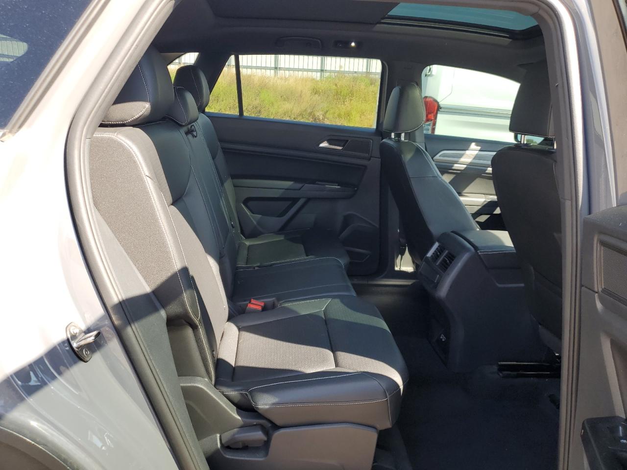2020 Volkswagen Atlas Cross Sport Se VIN: 1V26C2CA8LC204581 Lot: 70450345