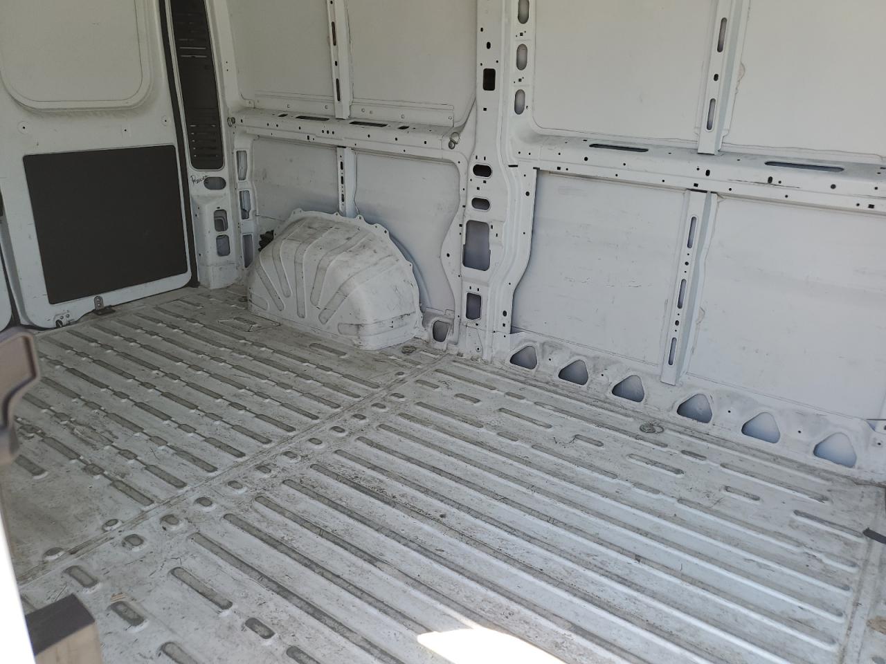 2023 Ram Promaster 2500 2500 High VIN: 3C6LRVCG1PE563642 Lot: 70175665