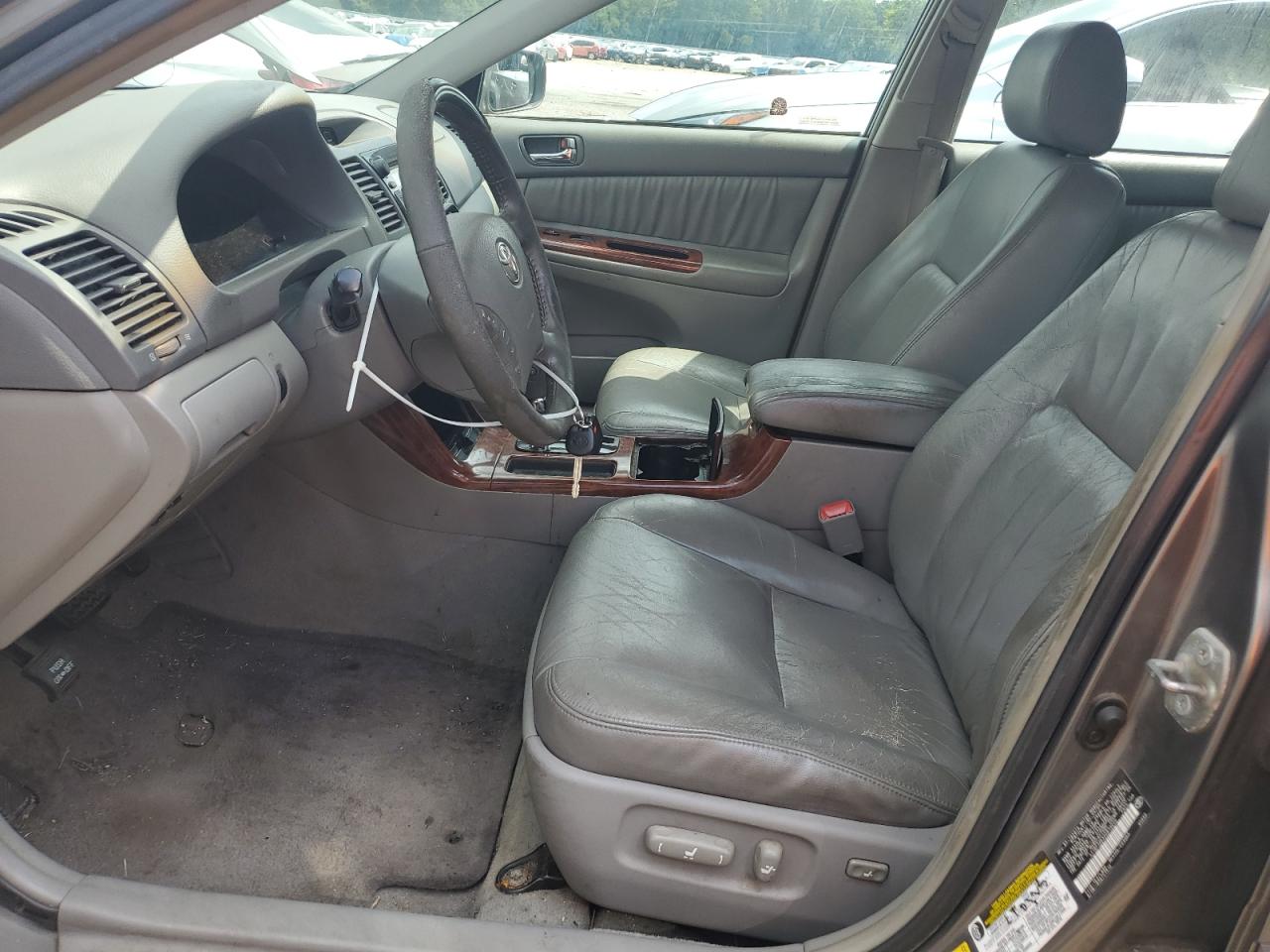 2005 Toyota Camry Le VIN: 4T1BF30K45U613020 Lot: 68899835