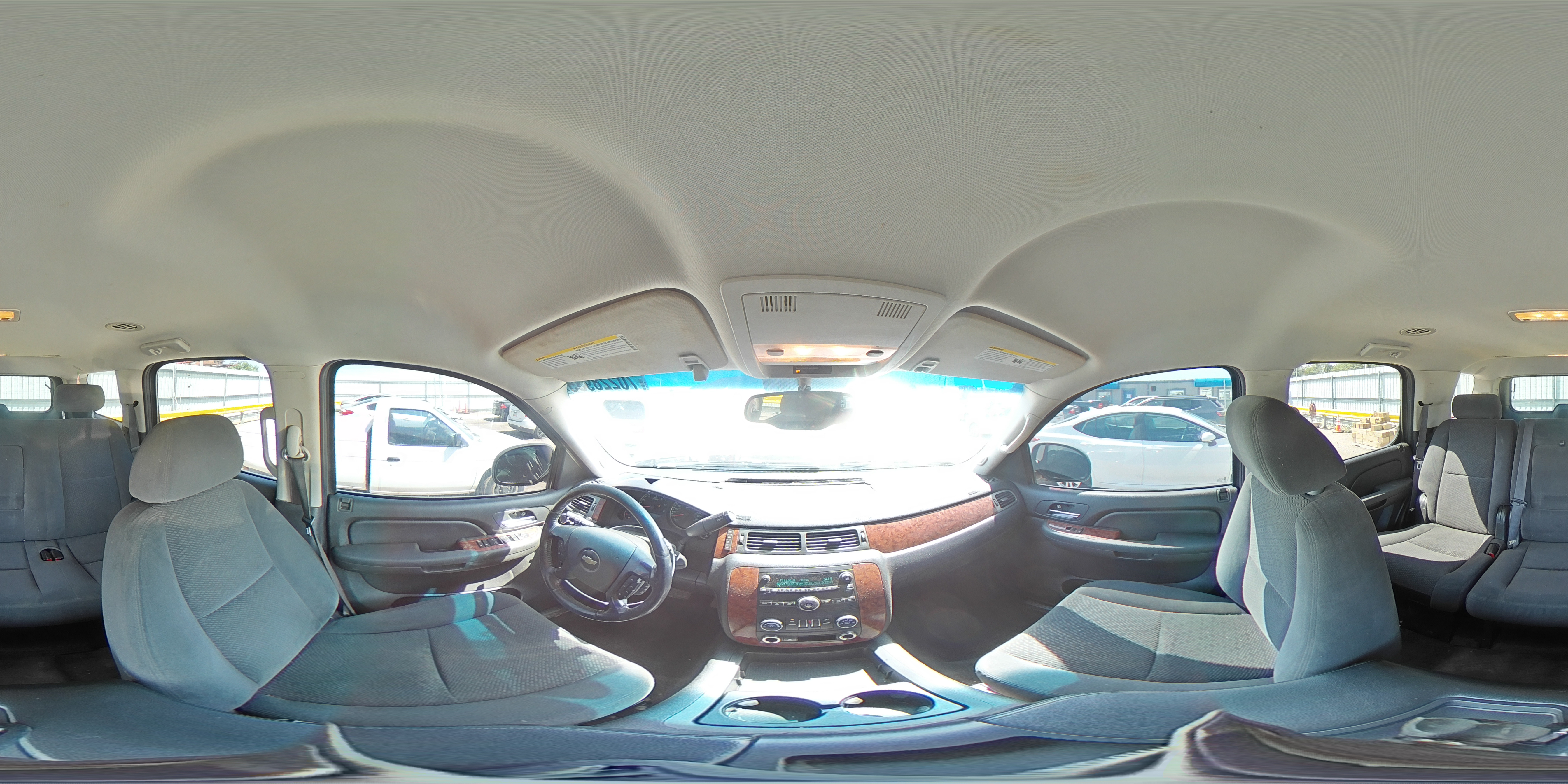 2007 Chevrolet Tahoe K1500 VIN: 1GNFK130X7R189887 Lot: 70228935