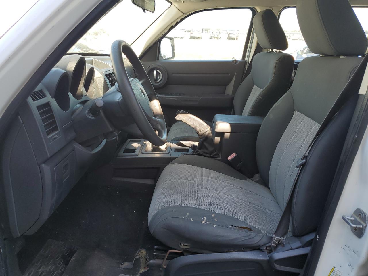 2007 Dodge Nitro Sxt VIN: 1D8GT28K47W556358 Lot: 68892935