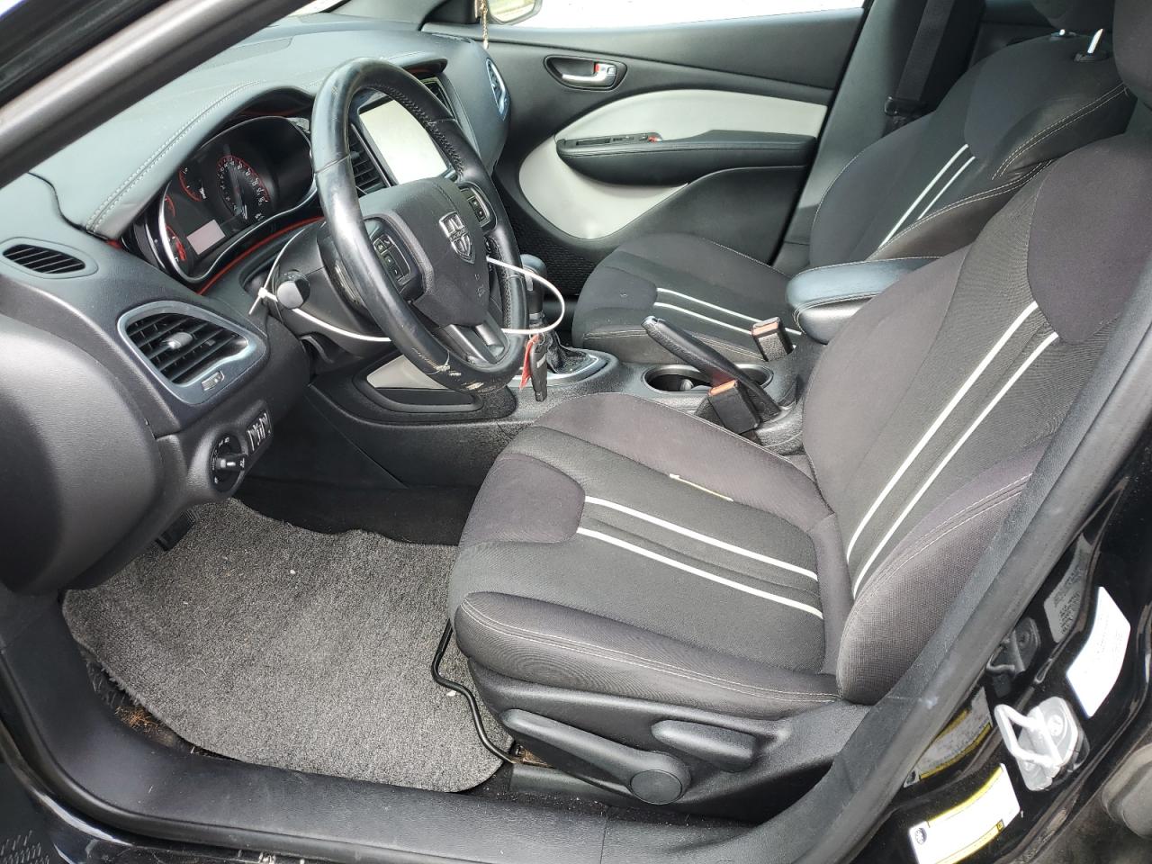 2014 Dodge Dart Sxt VIN: 1C3CDFBB5ED668044 Lot: 69390255