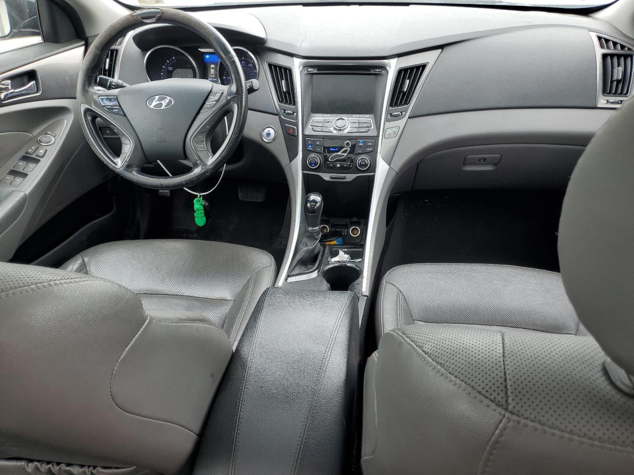 2015 Hyundai Sonata Hybrid VIN: KMHEC4A46FA123046 Lot: 69962135